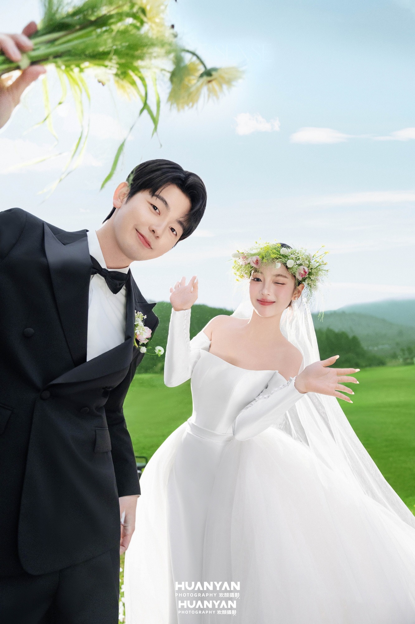 清新自然婚纱照 · 户外自然场景 · 花冠与风客片