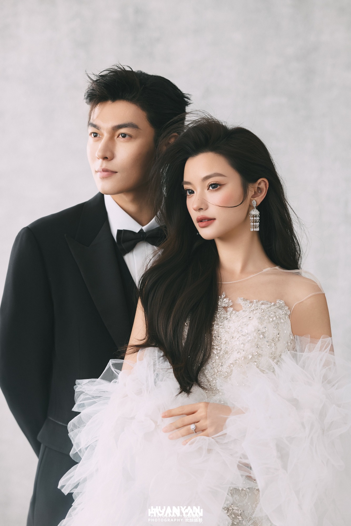 韩式温柔婚纱照 · 室内影棚场景 · 风起白纱客片