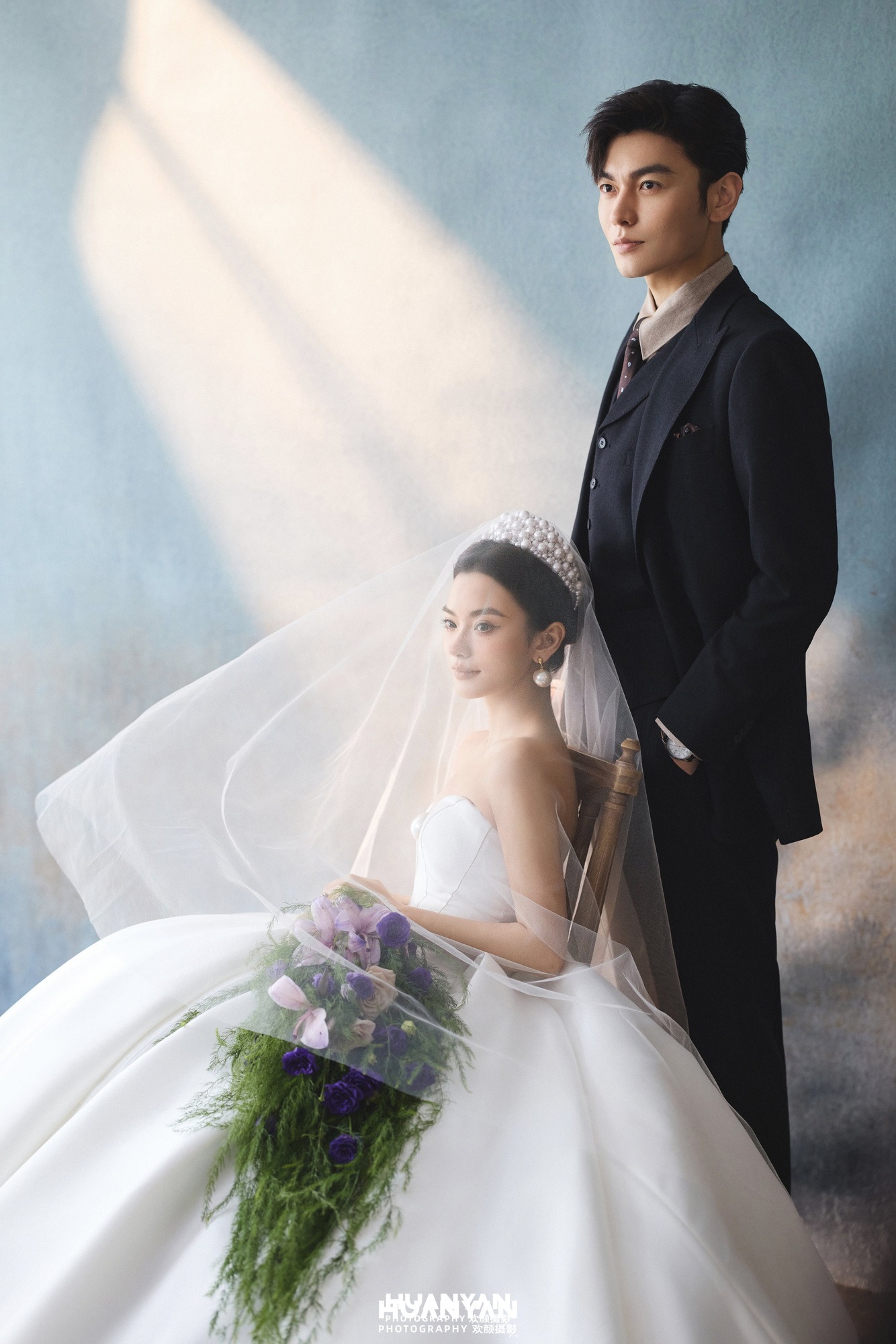 蓝雾花信：韩式温柔婚纱照室内影棚实拍