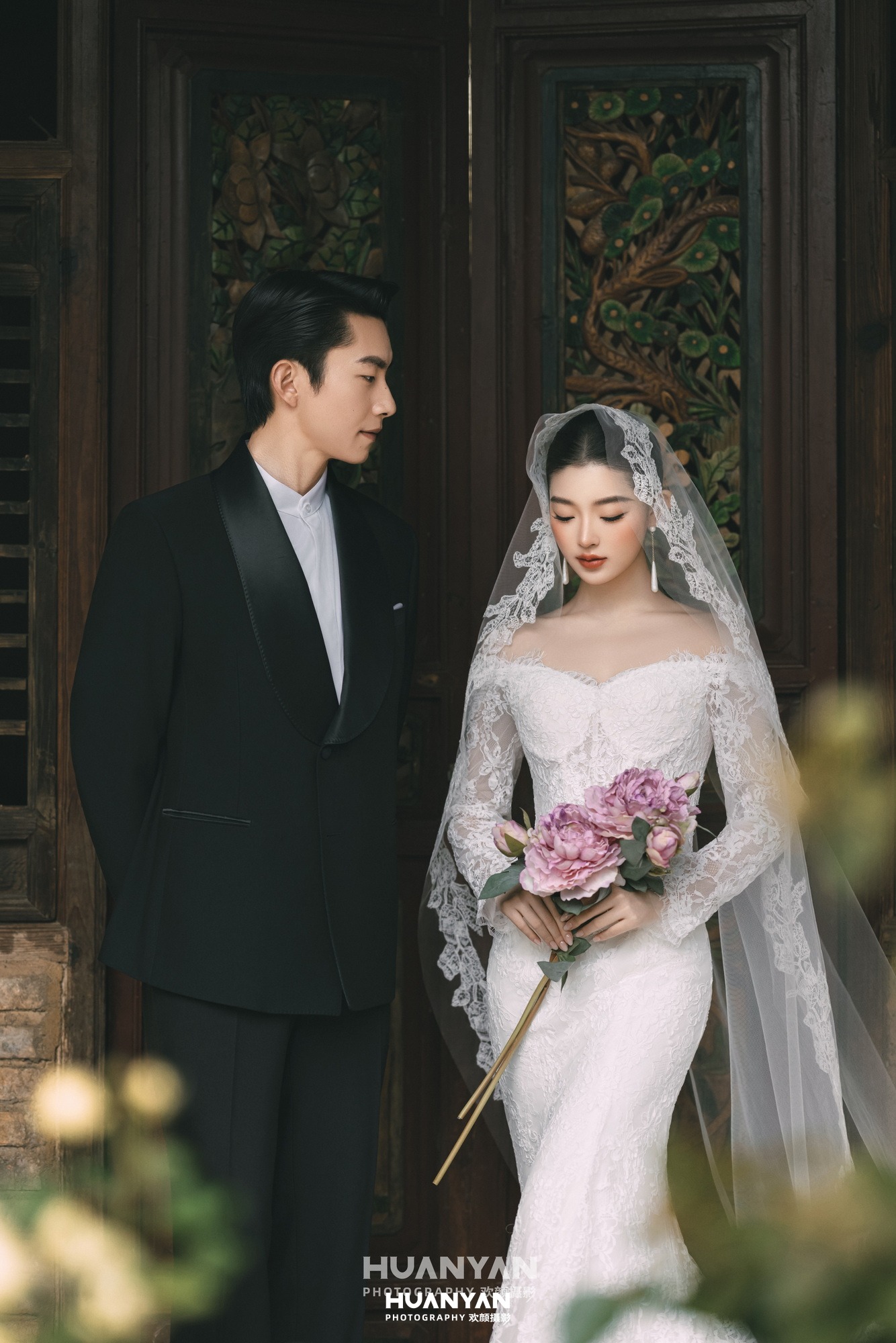 旧门新纱客片第11张｜清新自然婚纱照，摄于老街胡同