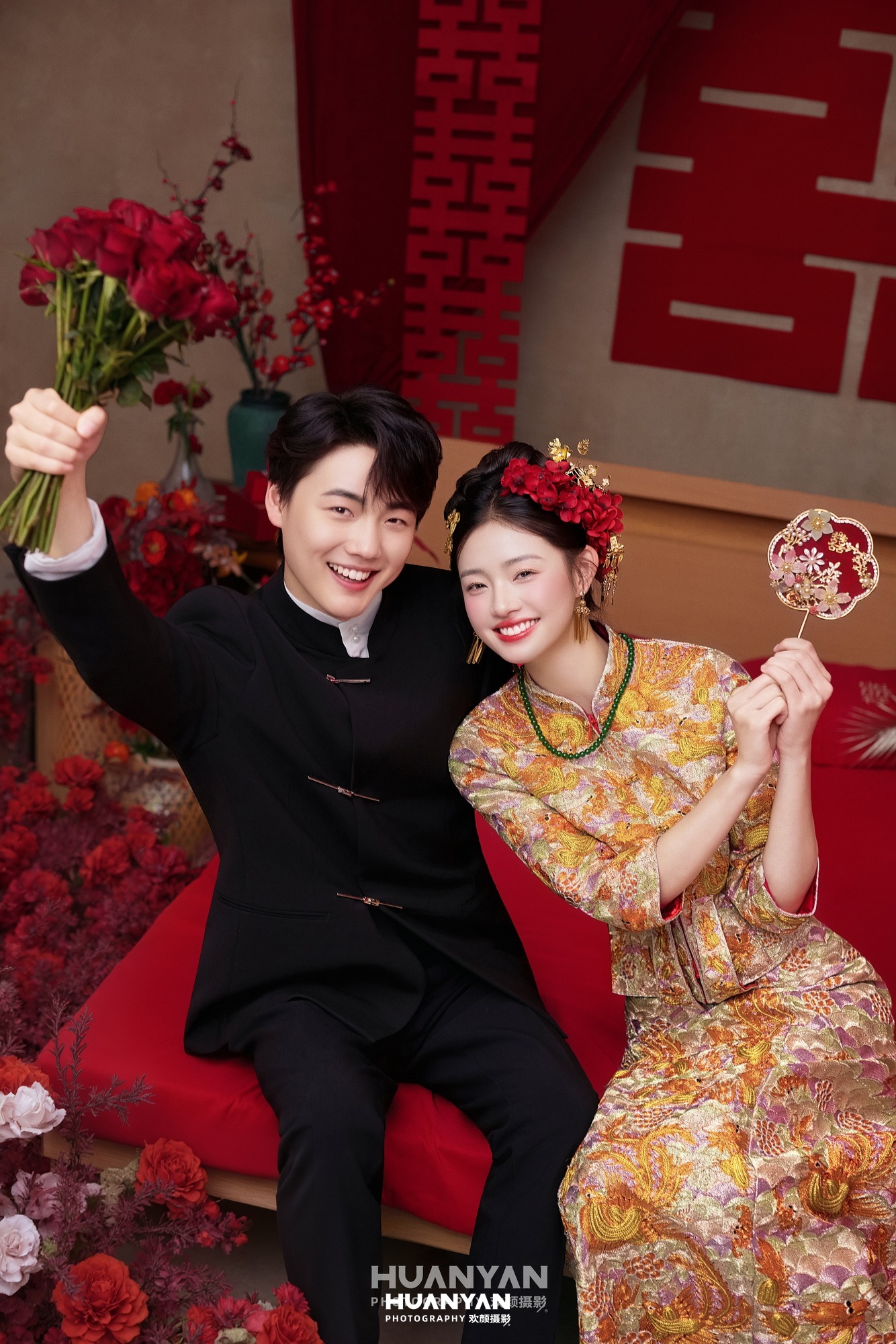 新中式婚纱照 · 室内影棚场景 · 金缕龙凤客片
